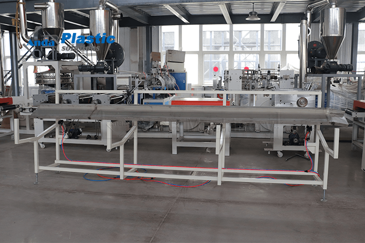 PVC Fluted Louvers Panel Machine