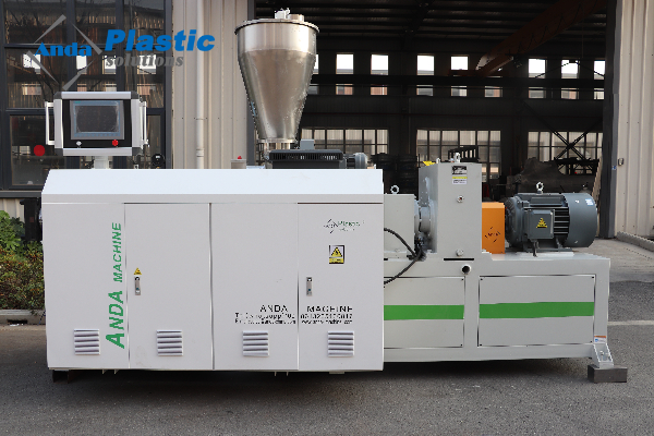touchscreen extrusion machine