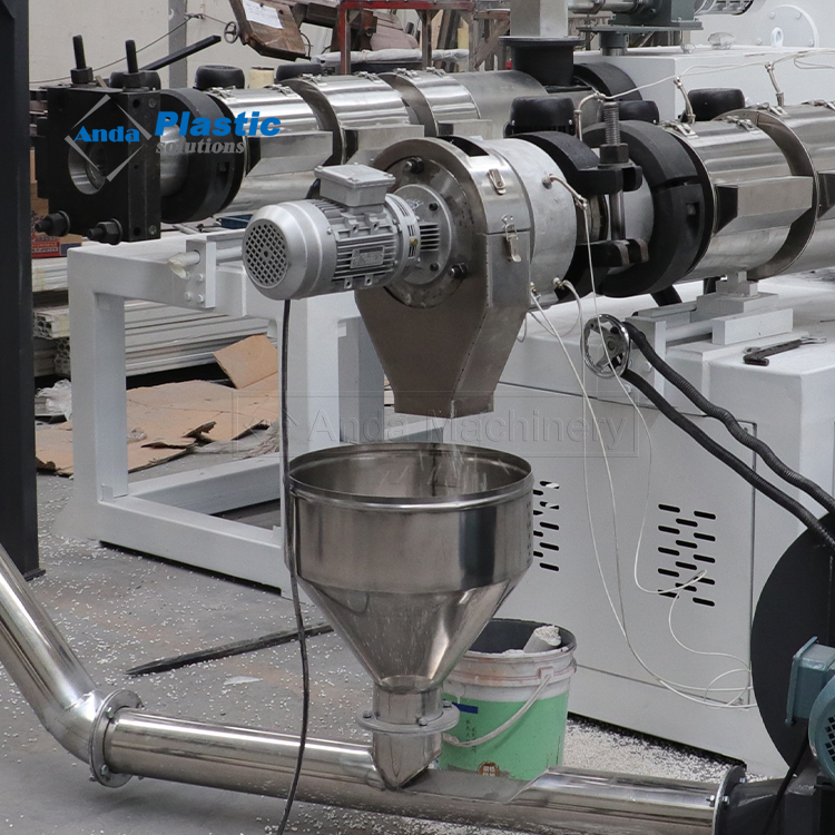 Machine de granulation de PVC